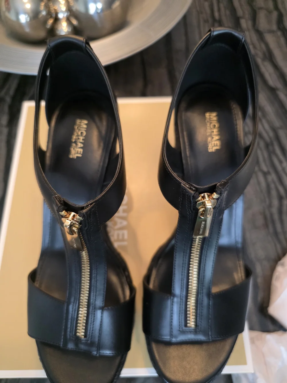 NWT Michael Kors Black Leather Zip-Front Platform Sandals
